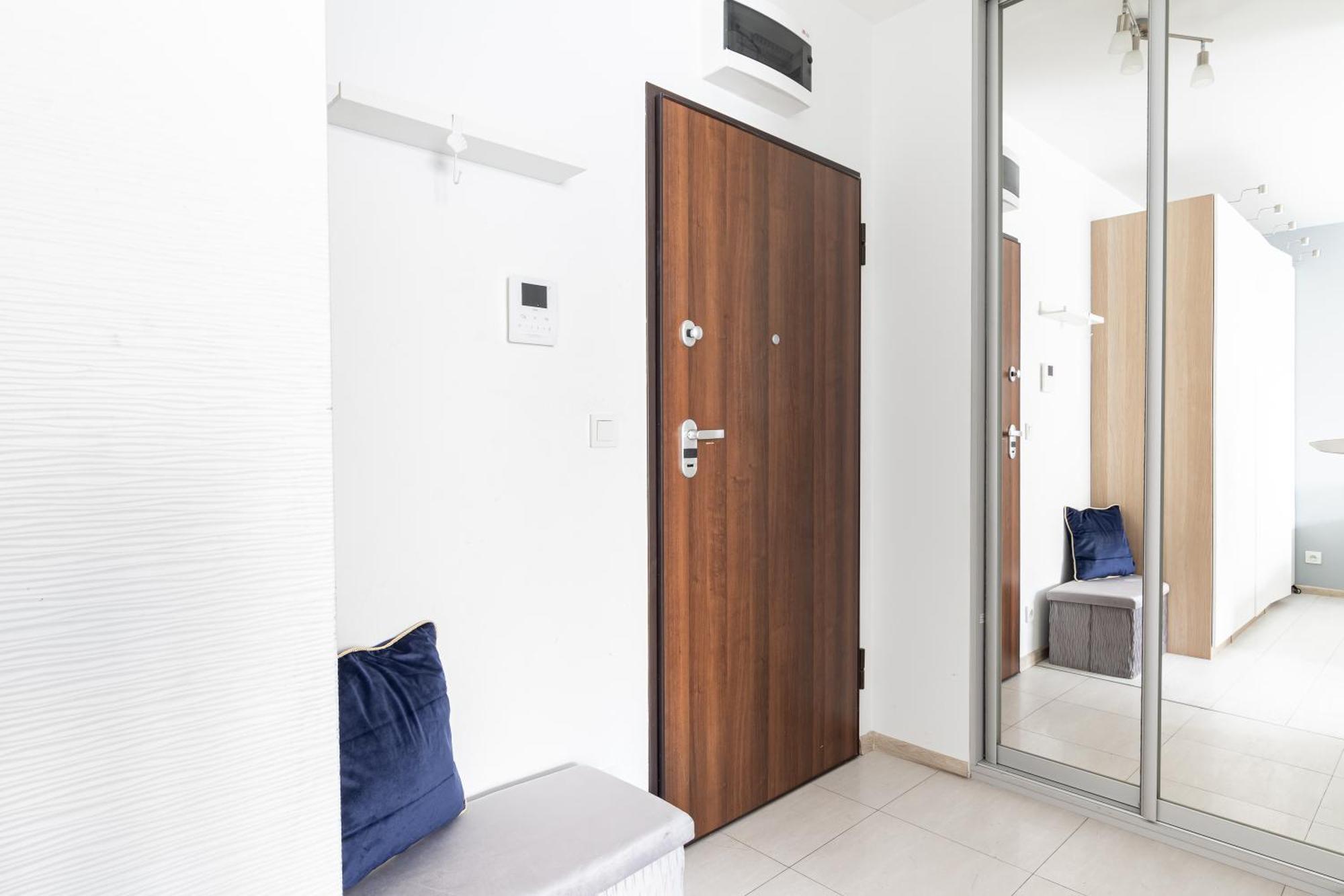 Apartament Superapart Kasprzaka With Spacious Terrace And Air Conditioning
